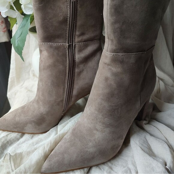 Steve Madden Women's Taupe Suede Over-the-Knee Boots. "Blyss" Size 7 - Picture 3 of 11